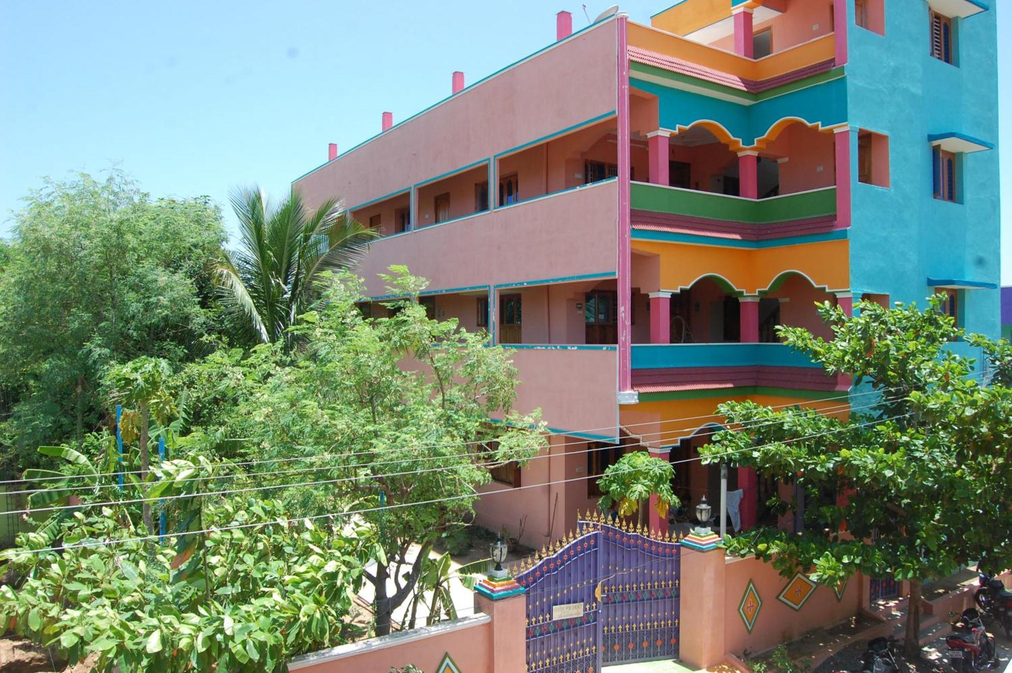 Rainbow Guest House Tiruvannāmalai Eksteriør billede