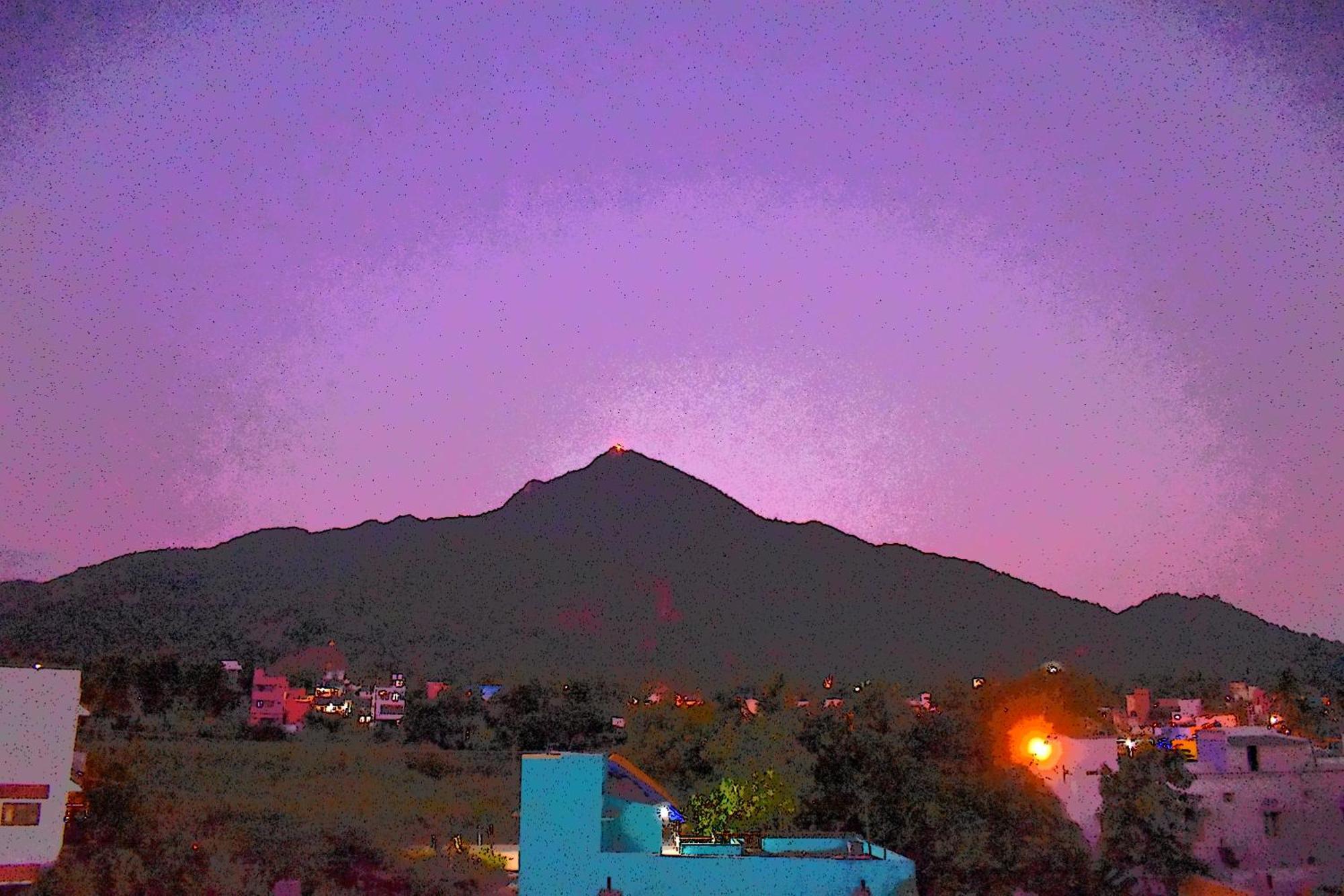 Rainbow Guest House Tiruvannāmalai Eksteriør billede